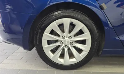 Tesla Model S 2017, 228748 км, за 18373.38 USD