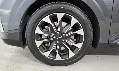 Kia Canival 2023, 64597 км, за 21368.09 USD