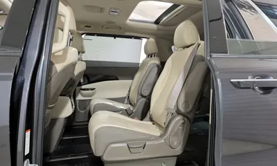 Kia Canival 2023, 64597 км, за 21337.52 USD - фото 12