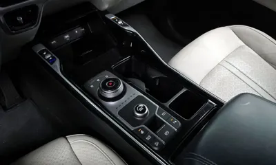Kia Sorento 2023, 92504 км, за 17979.92 USD - фото 9