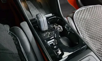 Volvo XC40 2019, 84958 км, за 12697.08 USD - фото 9