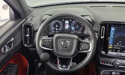 Volvo XC40 2019, 84958 км, за 12697.08 USD - фото 13