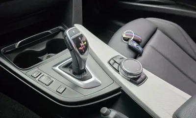 BMW 3-Series 2016, 117418 км, за 11171.35 USD - фото 9
