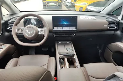 Wuling Wuling Starlight 730 2025, 400 км, за 18306 USD - фото 23