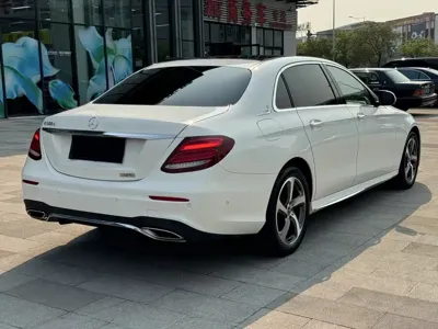 Mercedes-Benz E-Class 2019, 84000 км, за 26560.65 USD