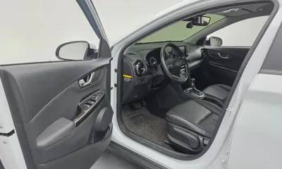 Hyundai Kona 2020, 81234 км, за 8861.76 USD - фото 10