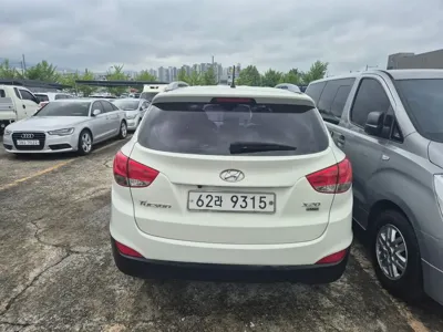 Hyundai Tucson 2013, 137698 км, за 3365.05 USD