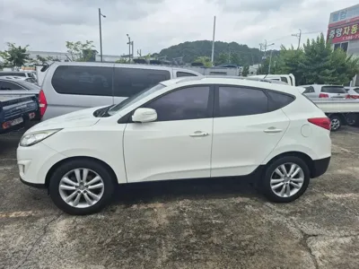 Hyundai Tucson 2013, 137698 км, за 3365.05 USD
