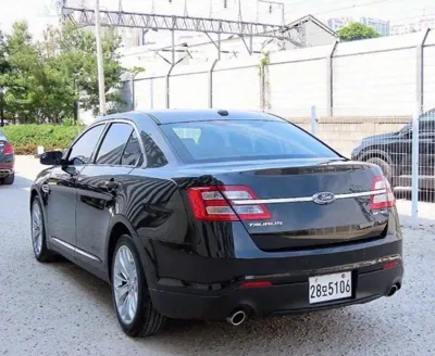 Ford Taurus 2014, 111268 км, за 3610.35 USD
