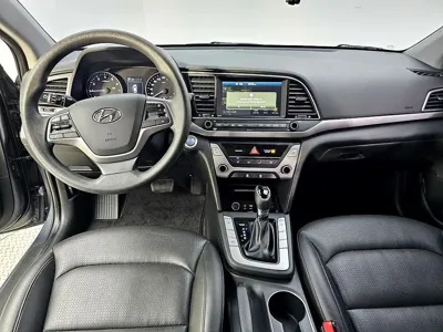 Hyundai Avante 2018, 114617 км, за 4553.75 USD
