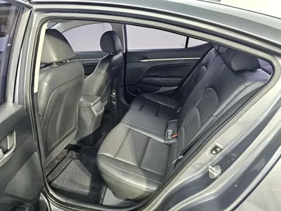 Hyundai Avante 2018, 114617 км, за 4551.67 USD - фото 9