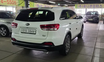 Kia Sorento 2016, 84600 км, за 9881.03 USD