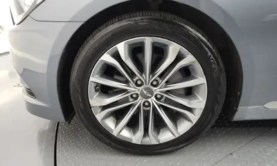 Hyundai Genesis 2015, 143024 км, за 5827.81 USD