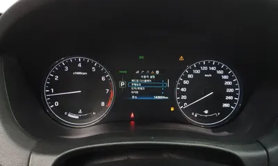 Hyundai Genesis 2015, 143024 км, за 5827.81 USD - фото 8