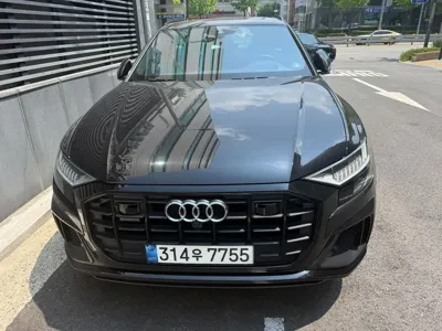 Audi Q8 · 2021 год