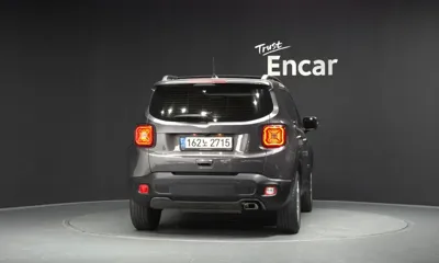 Jeep Renegade 2021, 52143 км, за 10343.49 USD