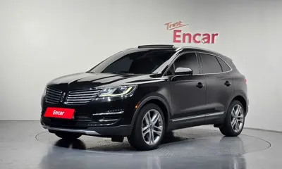 Lincoln MKC · 2015 год