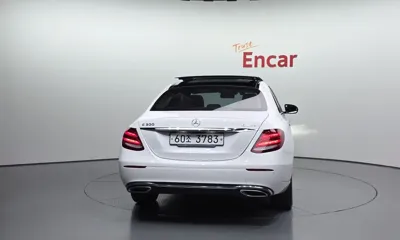 Mercedes-Benz E-Class 2019, 122076 км, за 15304.78 USD