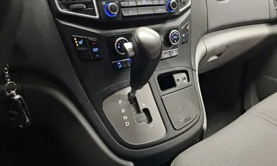 Hyundai Starex 2019, 85251 км, за 11832.37 USD - фото 9