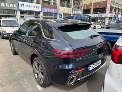 Genesis GV70 2023, 14197 км, за 28977 USD