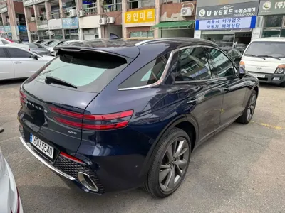 Genesis GV70 2023, 14197 км, за 28977 USD