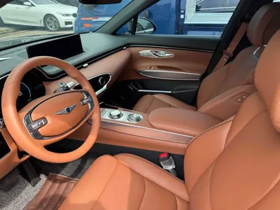 Genesis GV70 2023, 14197 км, за 28977 USD - фото 6