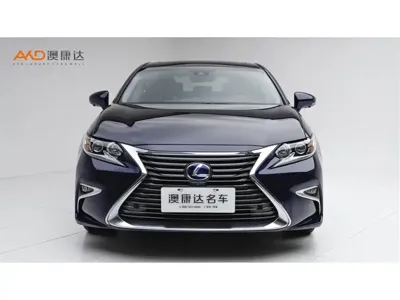 Lexus ES 2017, 38000 км, за 20305.67 USD
