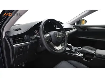 Lexus ES 2017, 38000 км, за 20305.67 USD - фото 6