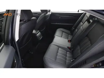 Lexus ES 2017, 38000 км, за 20305.67 USD - фото 7