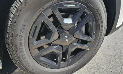 Kia Sorento 2025, 10187 км, за 21972.3 USD