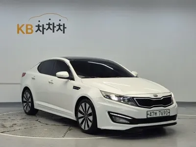 Kia K5 2012, 113000 км, за 2930.26 USD