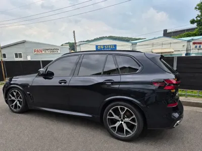 BMW X5 2026, 8000 км, за 64465.69 USD