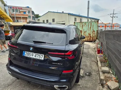 BMW X5 2026, 8000 км, за 64465.69 USD