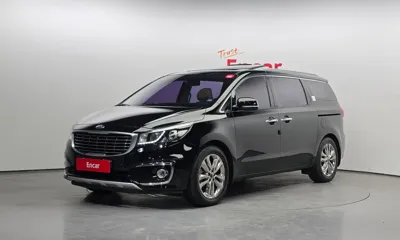 Kia Canival · 2015 год