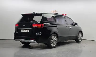 Kia Canival 2015, 119261 км, за 7100.98 USD
