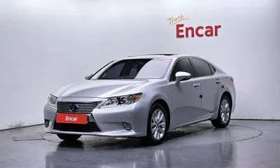 Lexus ES · 2015 год
