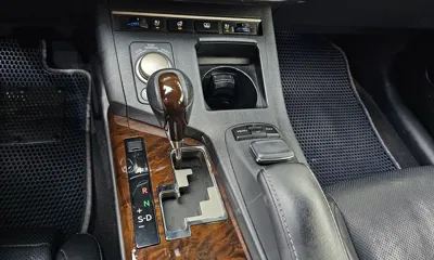 Lexus ES 2015, 126665 км, за 10596.11 USD - фото 9