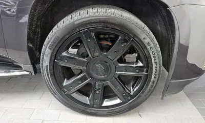 Cadillac Escalade 2015, 102238 км, за 15491.66 USD