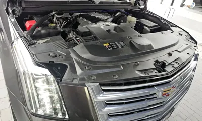 Cadillac Escalade 2015, 102238 км, за 15491.66 USD - фото 6