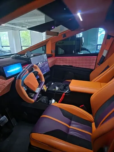 Tesla Cybertruck 2024, 13854 км, за 90915.06 USD - фото 6
