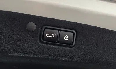 Hyundai Grandeur 2020, 30429 км, за 19755.53 USD - фото 20