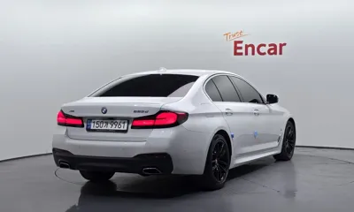 BMW 5-Series 2023, 52541 км, за 31200.72 USD