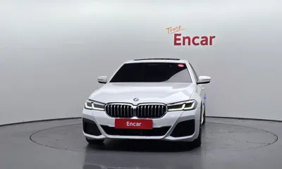 BMW 5-Series 2023, 52541 км, за 31200.72 USD