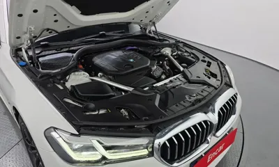 BMW 5-Series 2023, 52541 км, за 31200.72 USD - фото 6