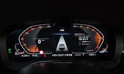 BMW 5-Series 2023, 52541 км, за 31200.72 USD - фото 8