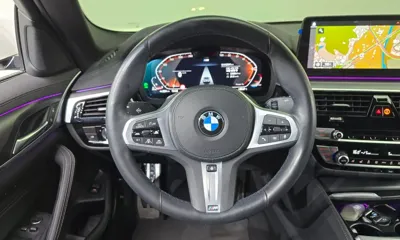 BMW 5-Series 2023, 52541 км, за 31200.72 USD - фото 13
