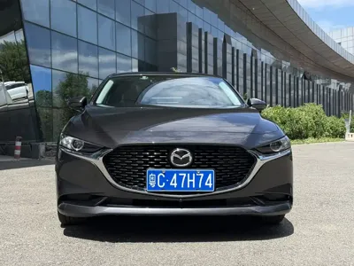 Mazda 3 Axela 2023, 11000 км, за 15083.49 USD