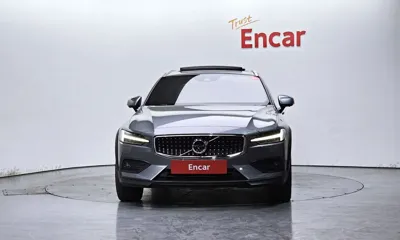 Volvo V60 2020, 56965 км, за 18232.72 USD