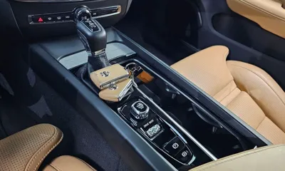 Volvo V60 2020, 56965 км, за 18232.72 USD - фото 9