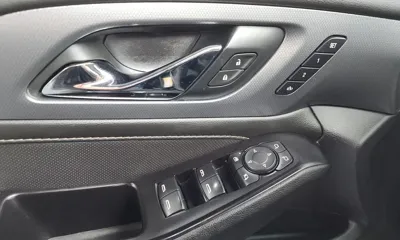 ChevroletGMDaewoo Traverse 2020, 155701 км, за 9649.47 USD - фото 13